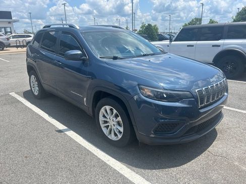 Used 2021 Jeep Cherokee Latitude FWD image 5