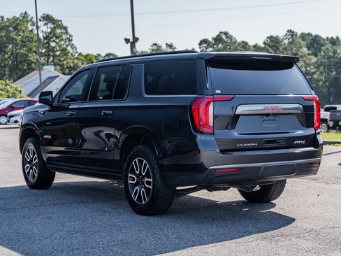 Used 2023 GMC Yukon XL AT4 w/ AT4 Premium Package image 5