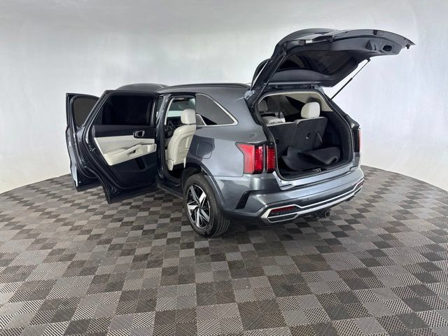 Used 2023 Kia Sorento S w/ Panoramic Sunroof Package FWD image 16