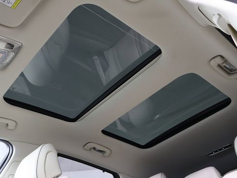 Used 2022 Genesis GV80 3.5T Advanced + image 24