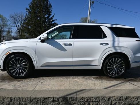 Used 2023 Hyundai Palisade Calligraphy w/ Winter Package AWD/4WD image 8