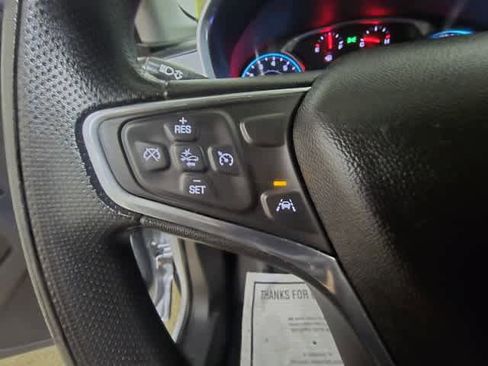 Used 2020 Chevrolet Equinox LT AWD/4WD image 22
