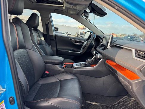 Used 2019 Toyota RAV4 Adventure image 17