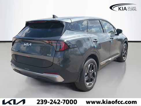 New 2026 Kia Sportage S image 5