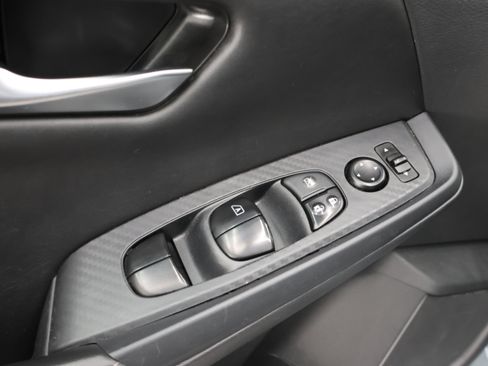 Used 2024 Nissan Sentra SV FWD image 39