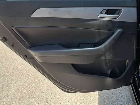 Used 2019 Hyundai Sonata SEL image 14