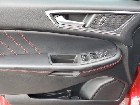 Used 2022 Ford Edge ST-Line AWD/4WD image 15