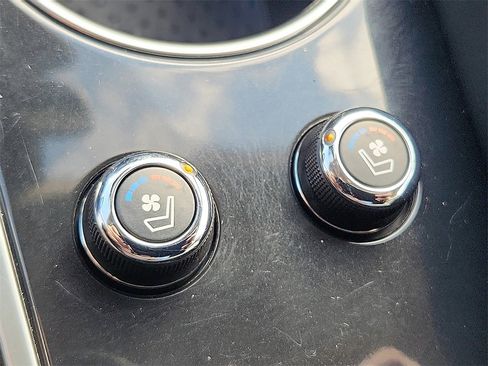 Certified 2023 Nissan Maxima Platinum w/ Sport Mat Group image 25