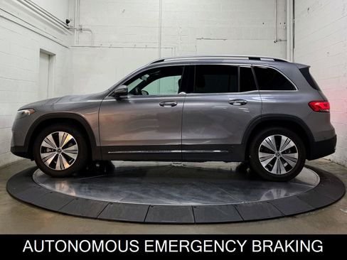 Used 2023 Mercedes-Benz EQB 300 4MATIC w/ Exclusive Package image 5