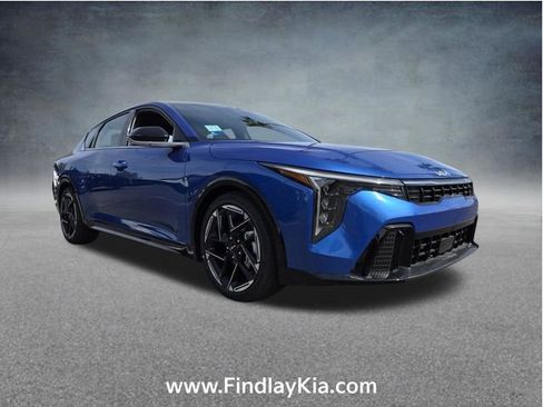 New 2025 Kia K4 GT-Line w/ GT-Line Sunroof Package image 2