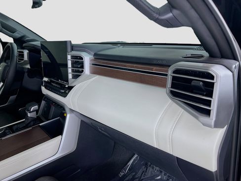 Used 2024 Toyota Tundra Capstone image 31