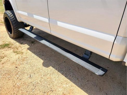 Used 2018 Ford F150 Platinum w/ Equipment Group 701A Luxury AWD/4WD image 23