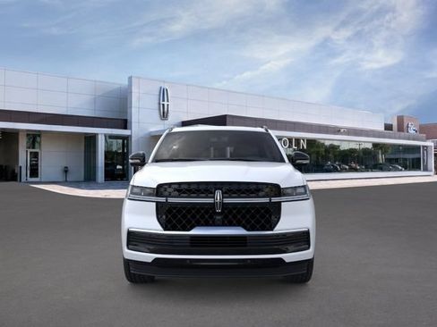 New 2026 Lincoln Navigator L Reserve w/ Jet Appearance Package AWD/4WD image 7