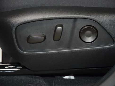 New 2026 Chevrolet Equinox LT w/ Convenience Package II image 39