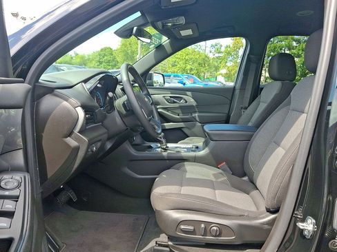 Certified 2023 Chevrolet Traverse LT image 18
