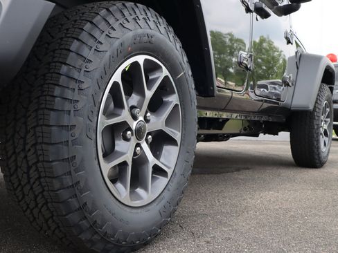 New 2024 Jeep Wrangler Unlimited Sport image 13