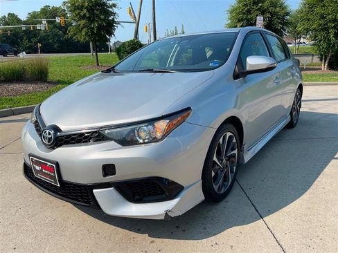 Used 2017 Toyota Corolla iM w/ All-Weather Mat Package FWD image 6