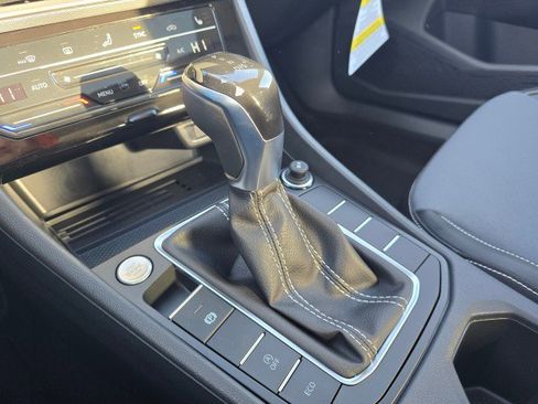 New 2026 Volkswagen Jetta SE image 33