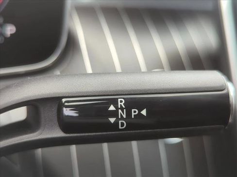 Used 2024 Mercedes-Benz C 300 4MATIC Sedan image 11