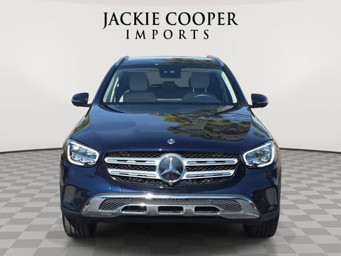 Used 2022 Mercedes-Benz GLC 300 image 2