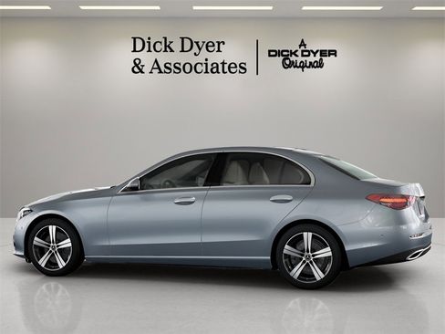 Used 2025 Mercedes-Benz C 300 Sedan image 21