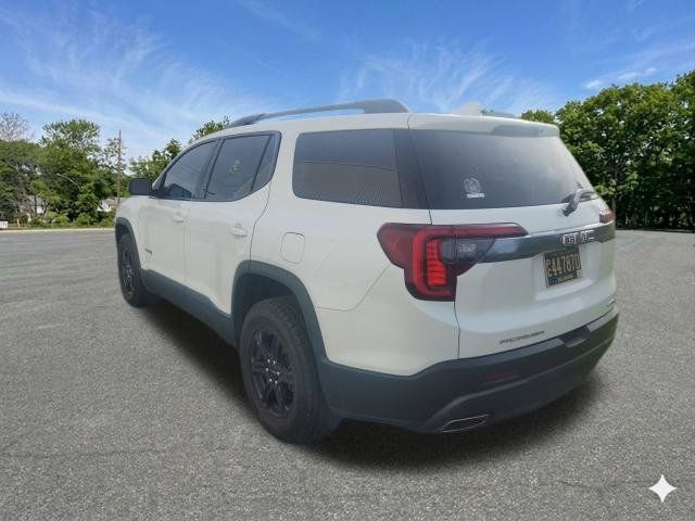 Used 2022 GMC Acadia AT4 w/ Technology Package AWD/4WD image 9