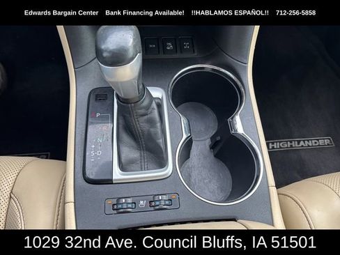 Used 2015 Toyota Highlander Limited image 24