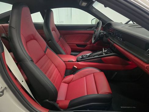 New 2026 Porsche 911 Carrera 4S image 21