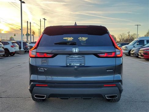 Used 2023 Honda CR-V Sport Touring image 5