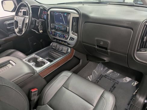 Used 2018 GMC Sierra 1500 SLT AWD/4WD image 30