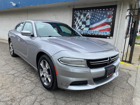 Used 2015 Dodge Charger SE AWD/4WD image 1