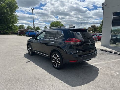 Used 2019 Nissan Rogue SL w/ Premium Package AWD/4WD image 4