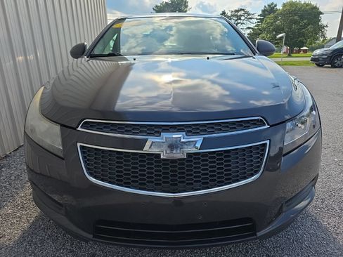 Used 2014 Chevrolet Cruze LS FWD image 12