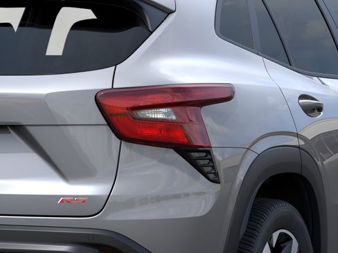New 2026 Chevrolet Trax RS w/ Driver Confidence Package FWD image 11
