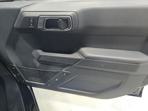 New 2025 Ford Bronco 4-Door image 9