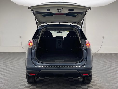 Used 2016 Nissan Rogue SV AWD/4WD image 8