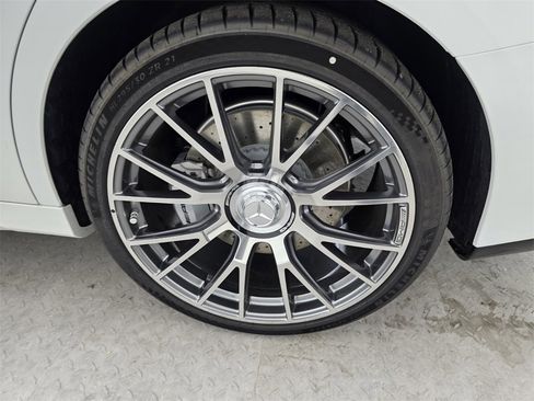 New 2026 Mercedes-Benz E 53 AMG e 4MATIC Sedan image 14