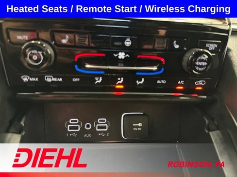 Used 2024 Jeep Grand Cherokee Altitude AWD/4WD image 32