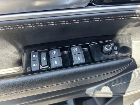 Used 2024 Jeep Wagoneer Series II w/ Flexible Seating Group RWD image 23