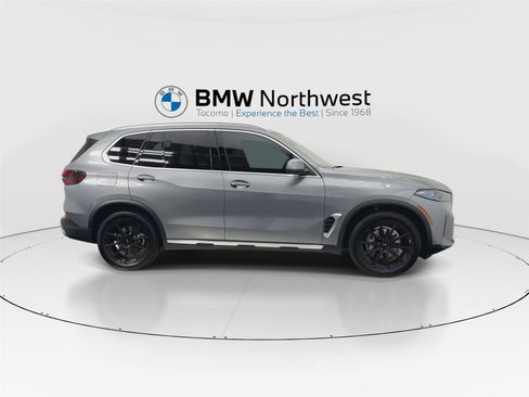 Used 2024 BMW X5 xDrive40i w/ Executive Package AWD/4WD image 5