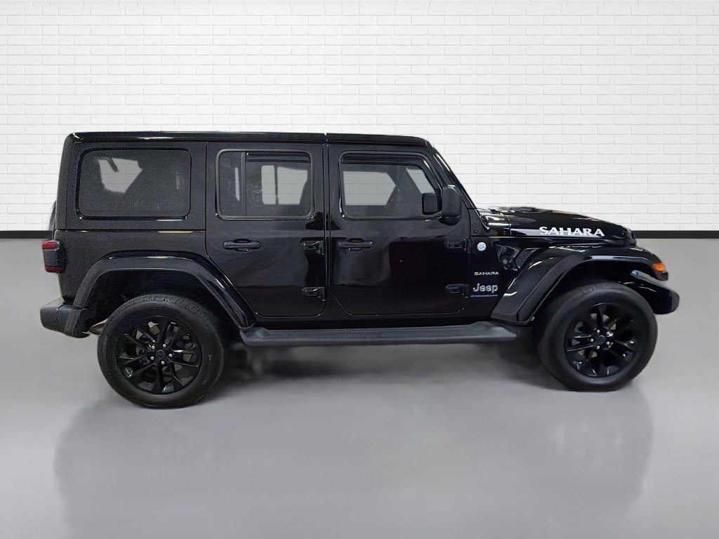 Used 2024 Jeep Wrangler Unlimited Sahara AWD/4WD image 10