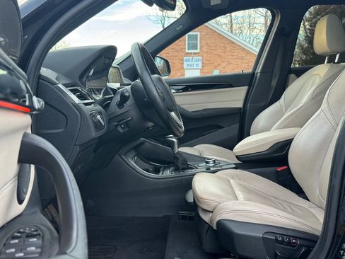 Used 2017 BMW X1 xDrive28i AWD/4WD image 17