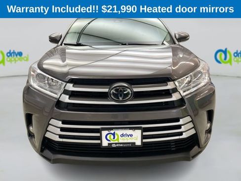 Used 2019 Toyota Highlander XLE image 15