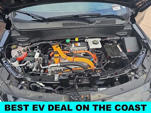 New 2027 Chevrolet Bolt RS w/ Technology Package FWD image 31