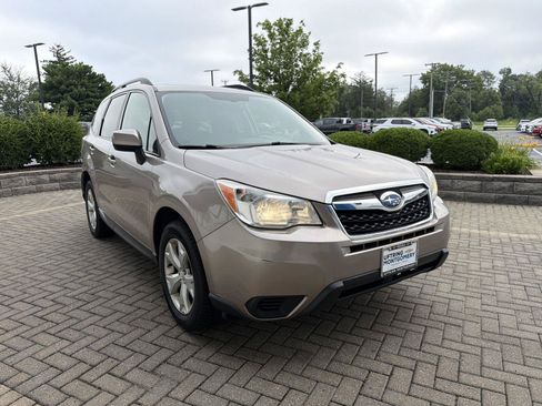 Used 2014 Subaru Forester 2.5i Premium w/ All-Weather Package AWD/4WD image 7