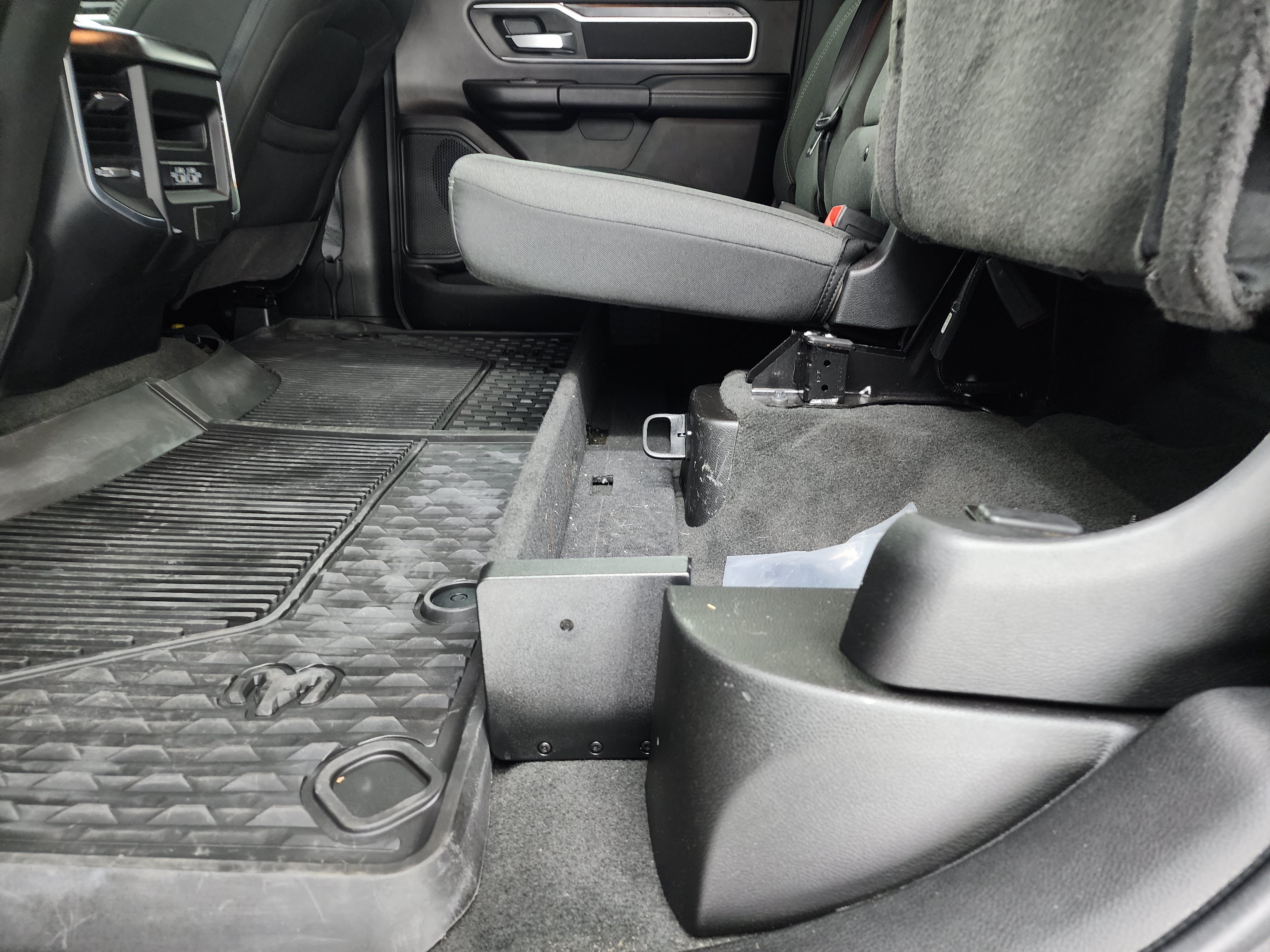 Used 2024 RAM 1500 Big Horn AWD/4WD image 39