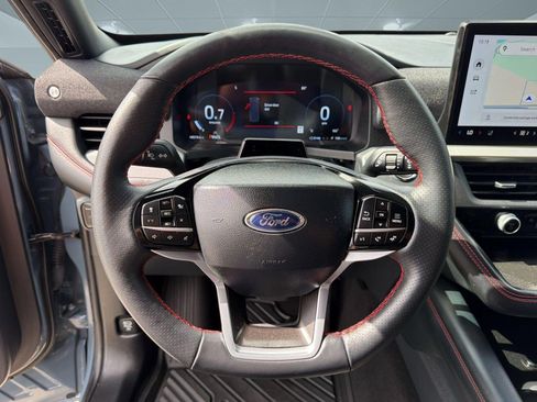 Certified 2025 Ford Explorer ST-Line RWD image 16