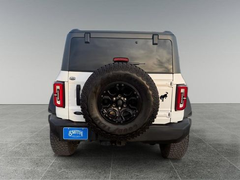 Used 2023 Ford Bronco Wildtrak image 4