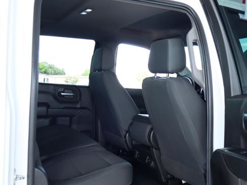 Used 2020 GMC Sierra 1500 4x4 Crew Cab w/ Fleet Convenience Package image 32