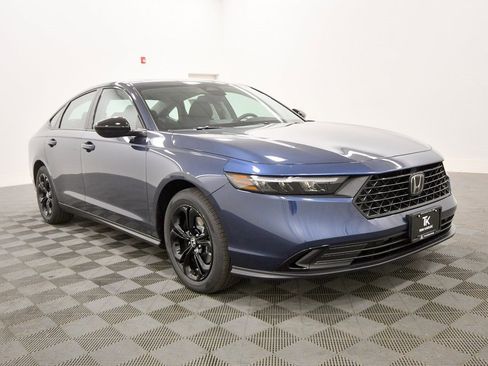 New 2025 Honda Accord SE image 9